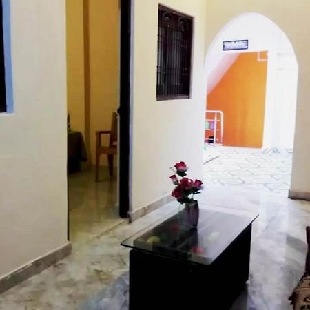 Mother Hostel Varanasi Luaran gambar