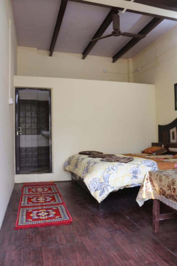 Mother Hostel Varanasi Luaran gambar