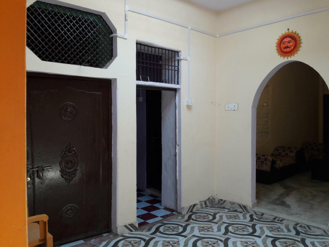 Mother Hostel Varanasi Luaran gambar