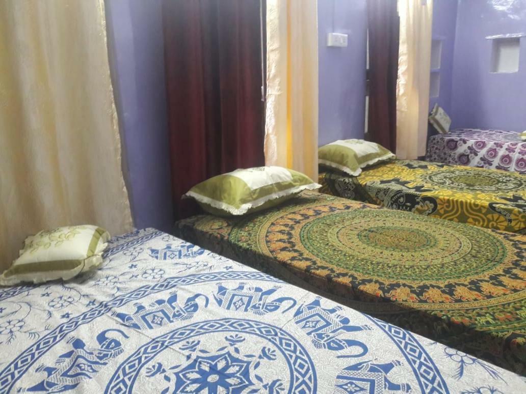 Mother Hostel Varanasi Luaran gambar