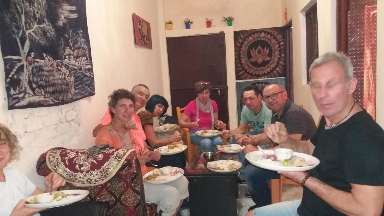 Mother Hostel Varanasi Luaran gambar